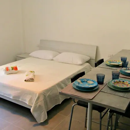 Maison Nini - Vicino Metro E Lungomare - Relax A Napoli Napels