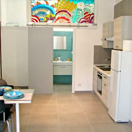 Maison Nini - Vicino Metro E Lungomare - Relax A Napoli Napels